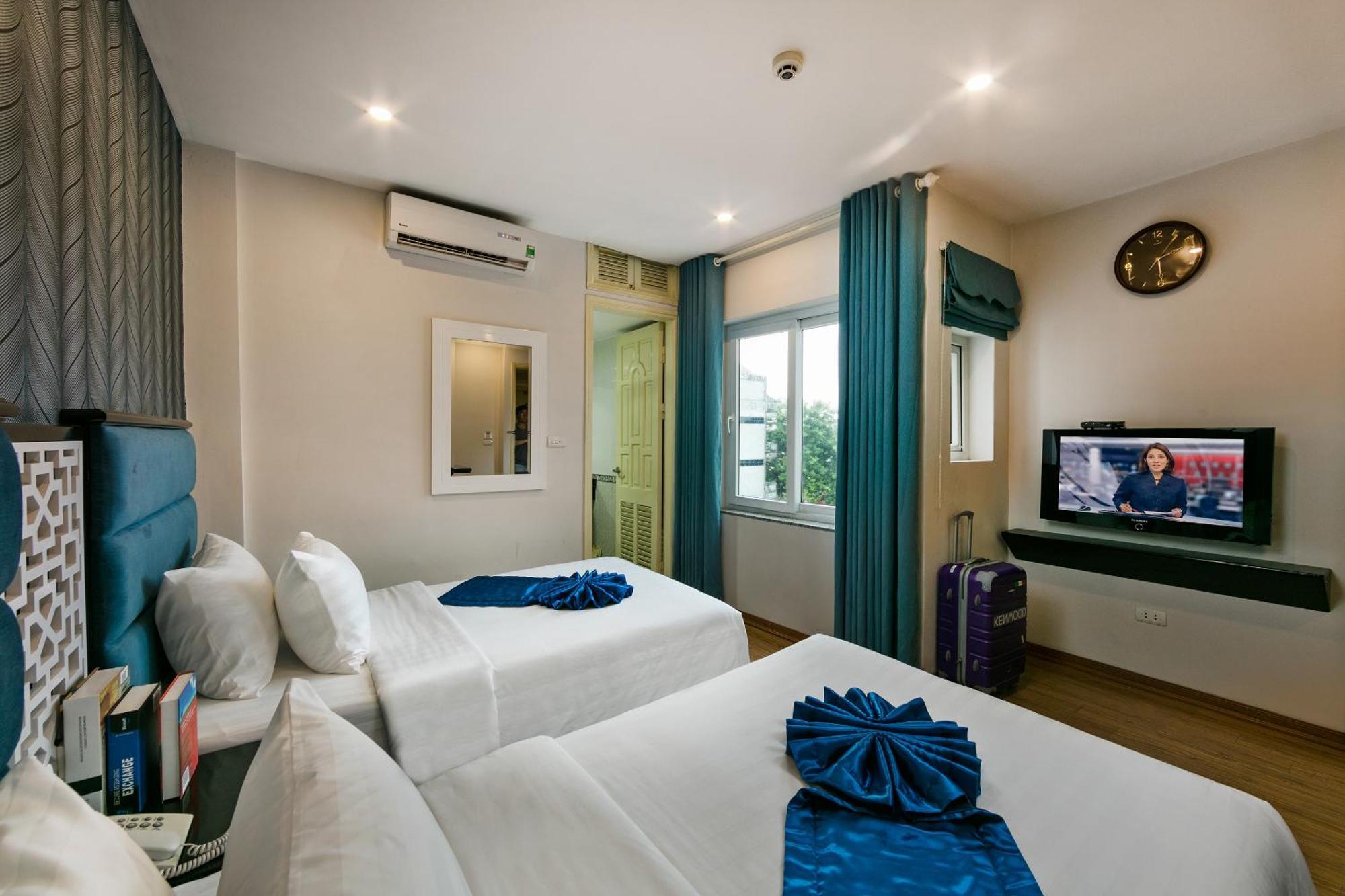 Phòng Deluxe Giường Đôi/2 Giường Đơn Nhìn Ra Thành Phố