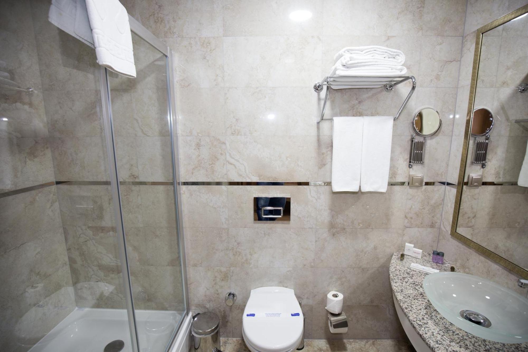 Deluxe Tek Kişilik Oda