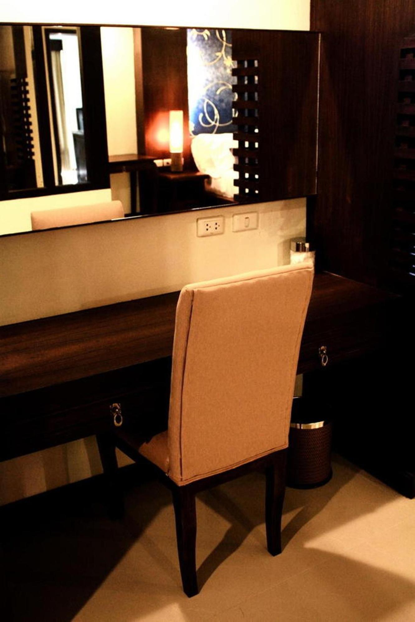Orchid Deluxe Room