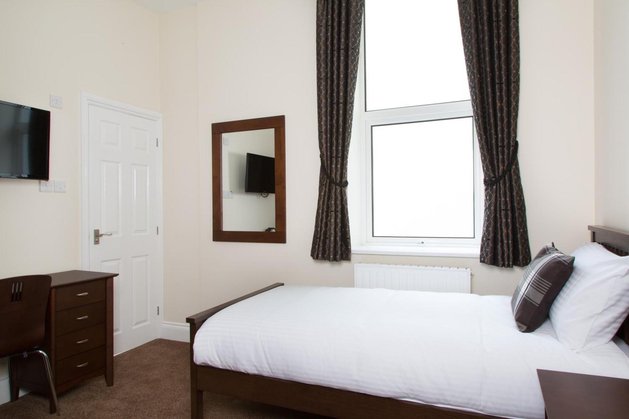 Standard Single Room,709394674:JPEG