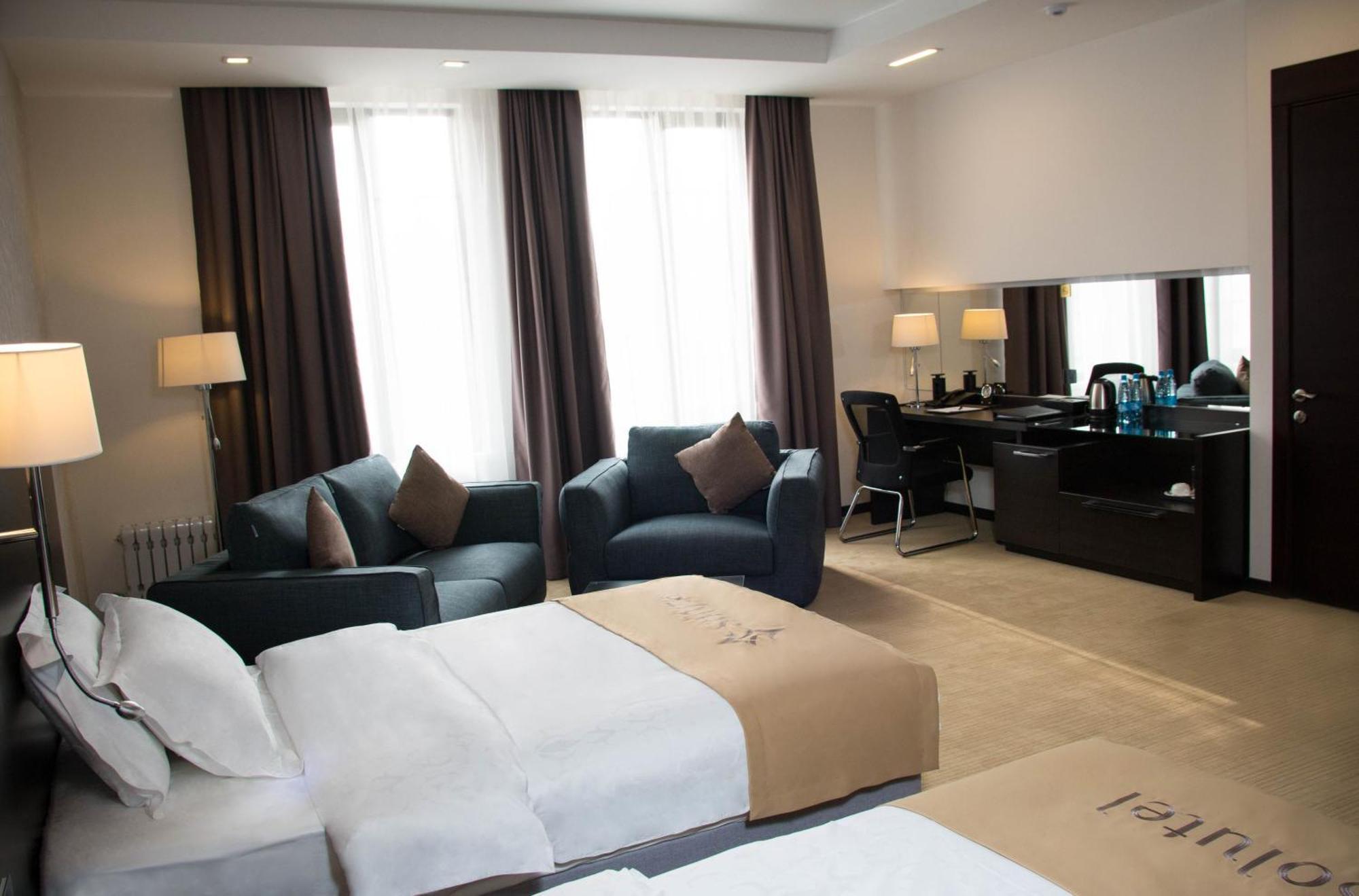 Large Double or Twin Room,710310733:JPEG