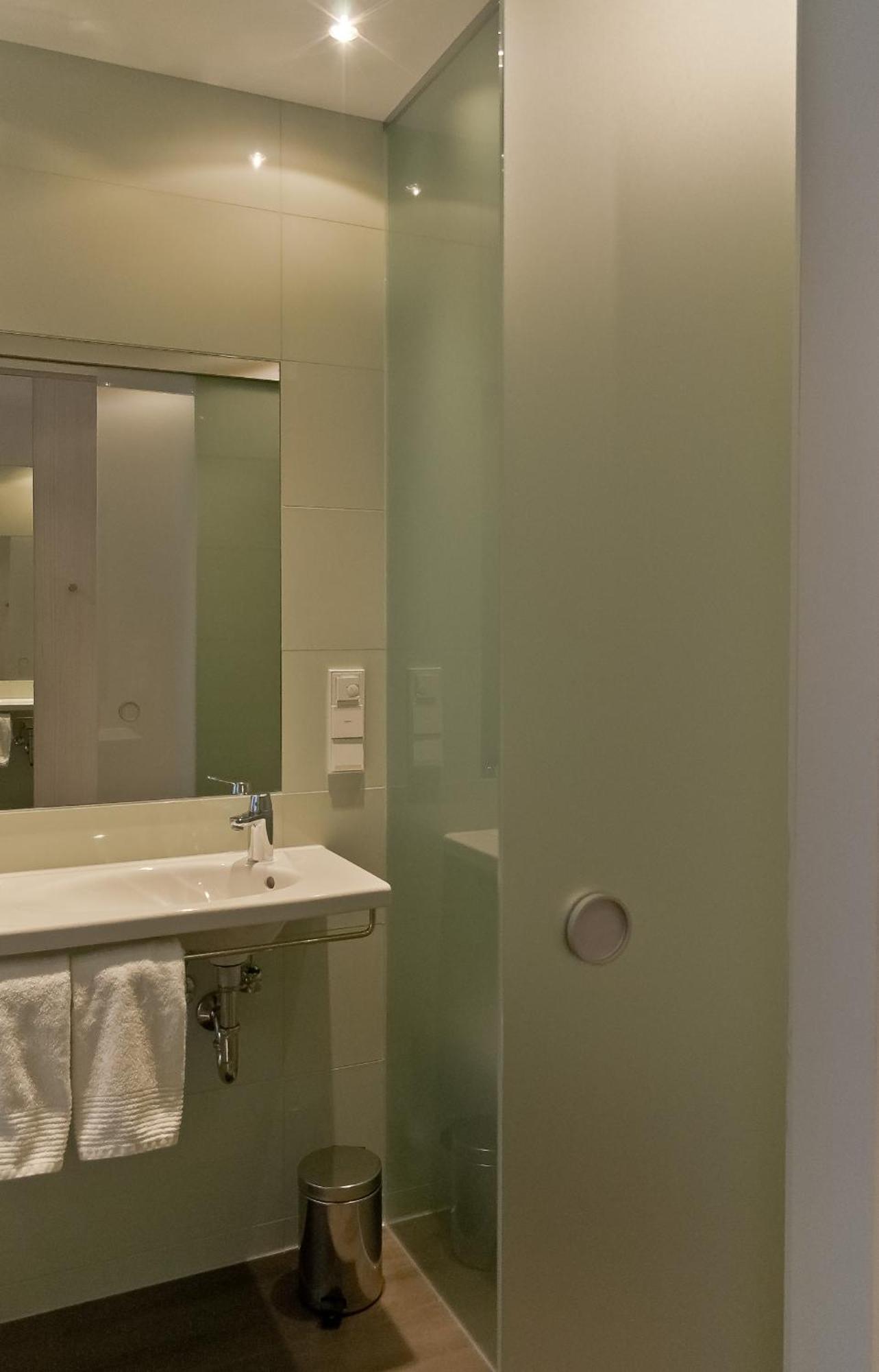 Standard Double Room,1746982238:JPEG