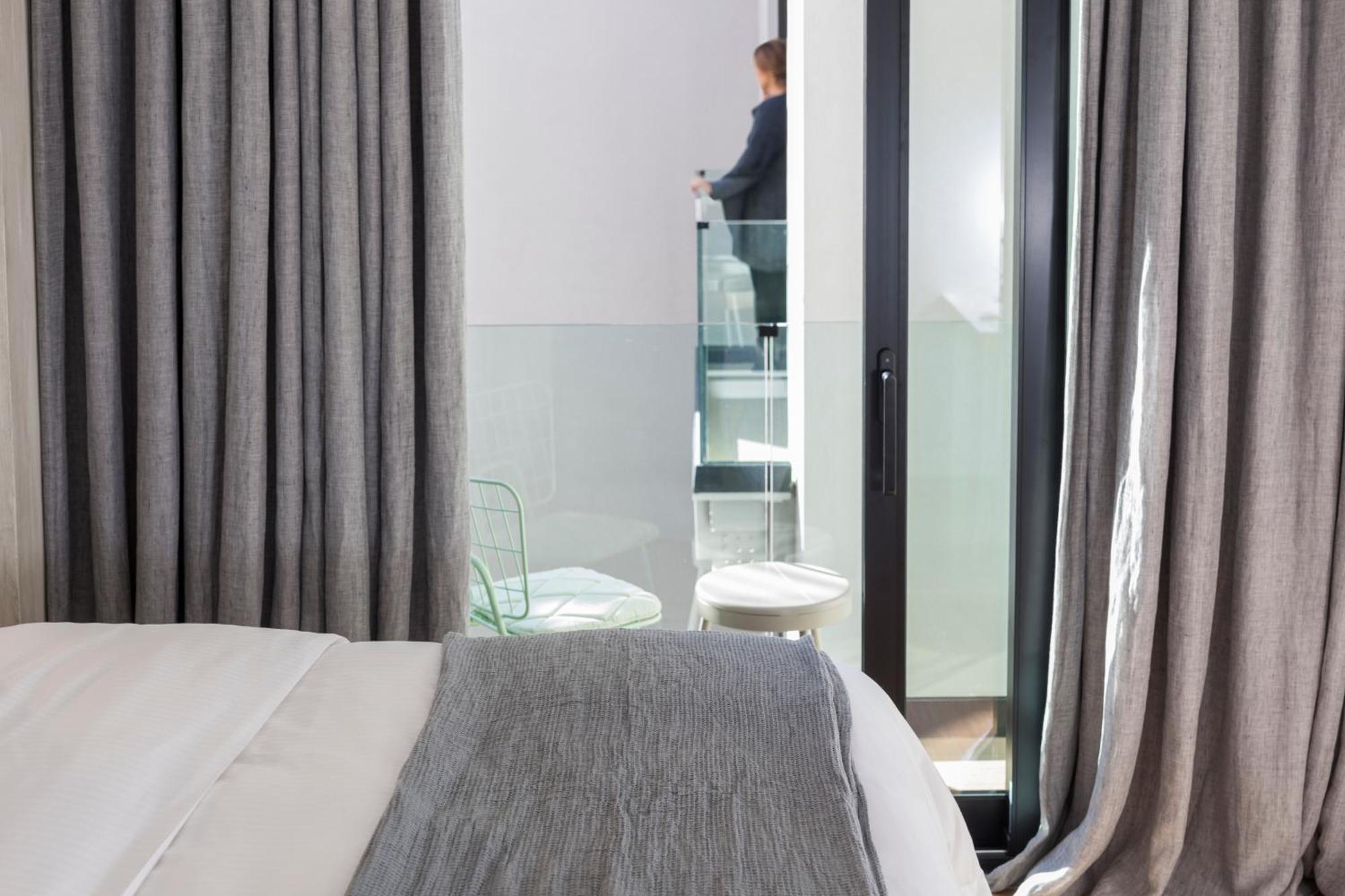 Double Room with Balcony - Urban,821004545:JPEG