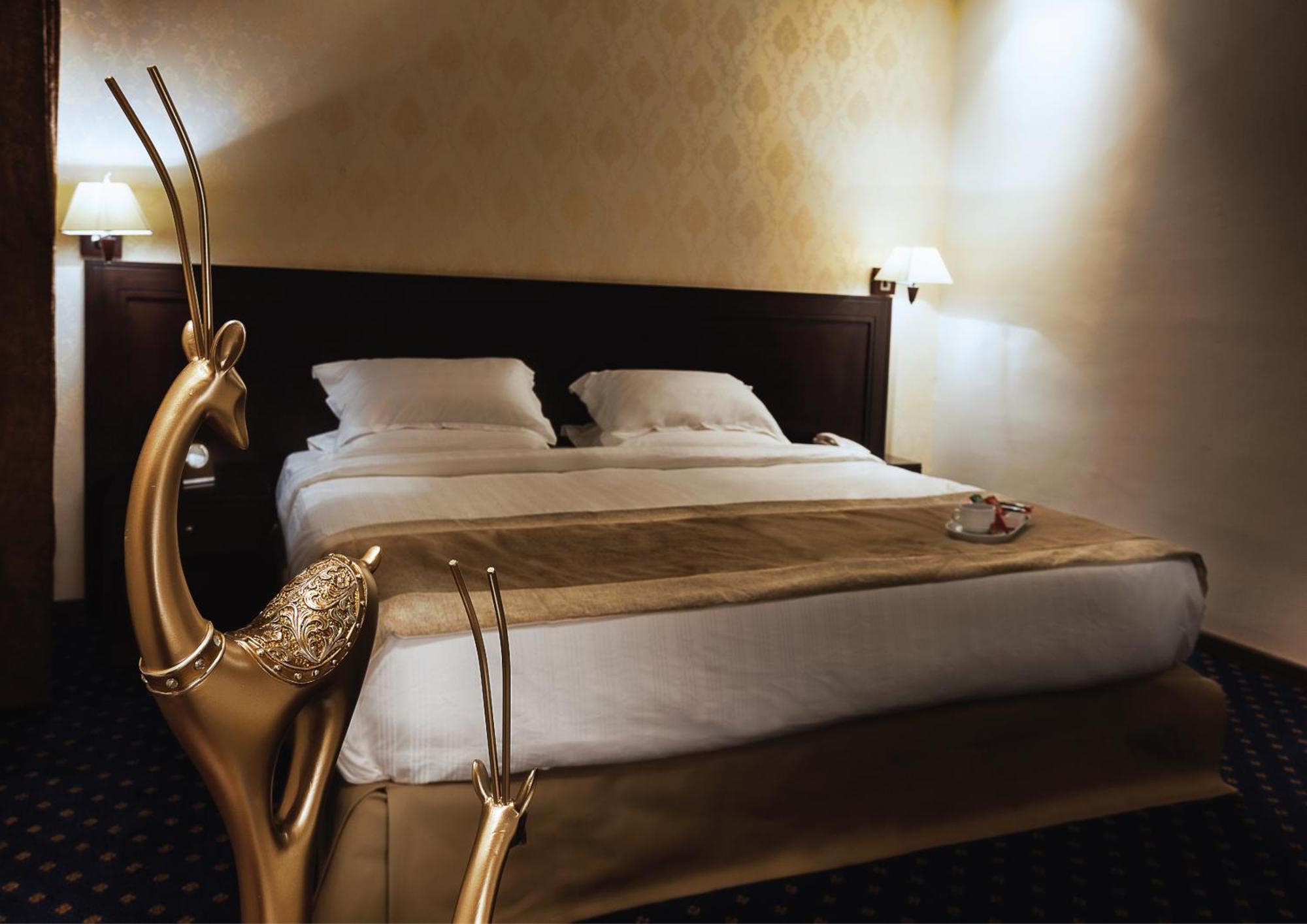 Superior King Room,1223588617:JPEG