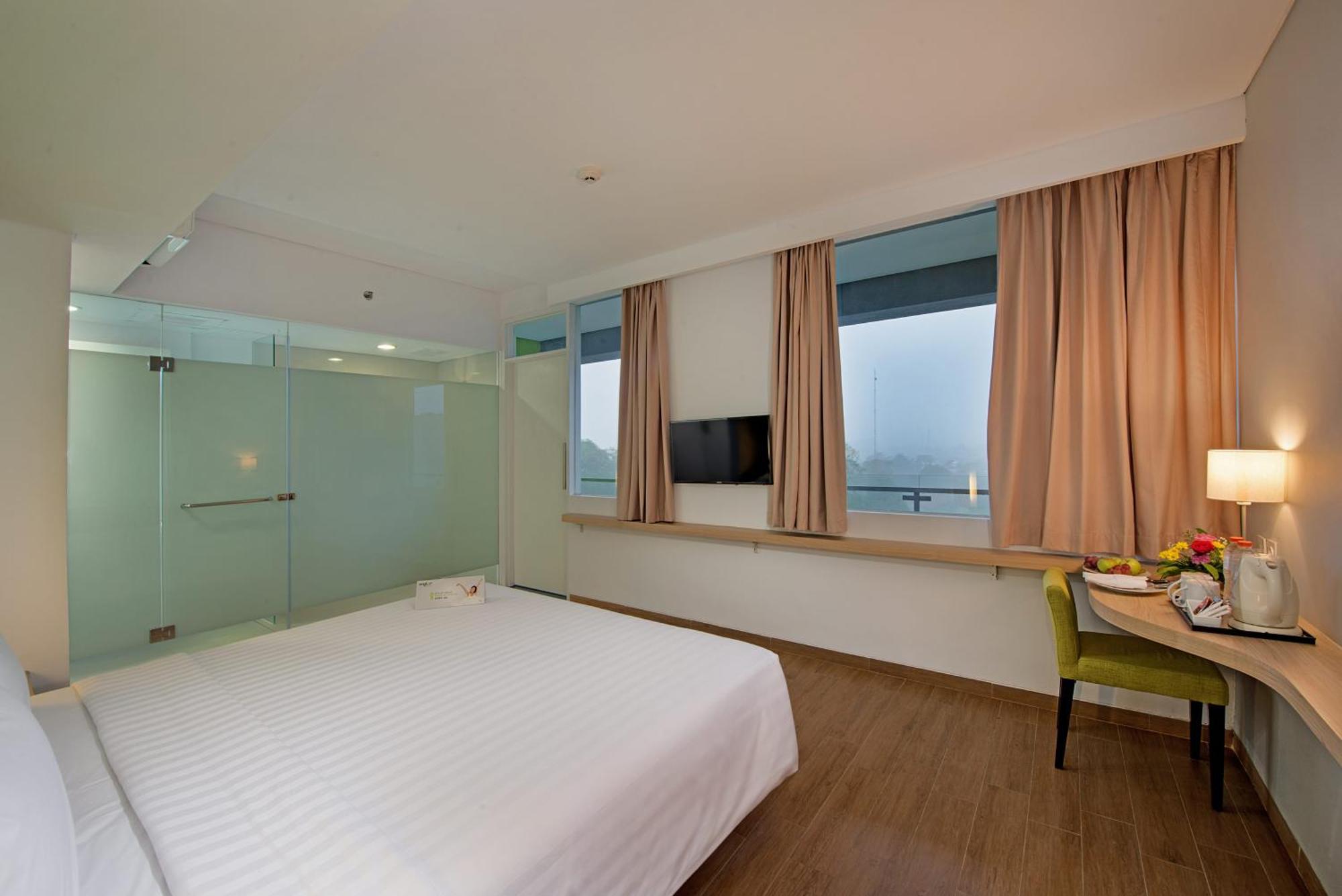 Kamar Deluxe Double dengan Balkon