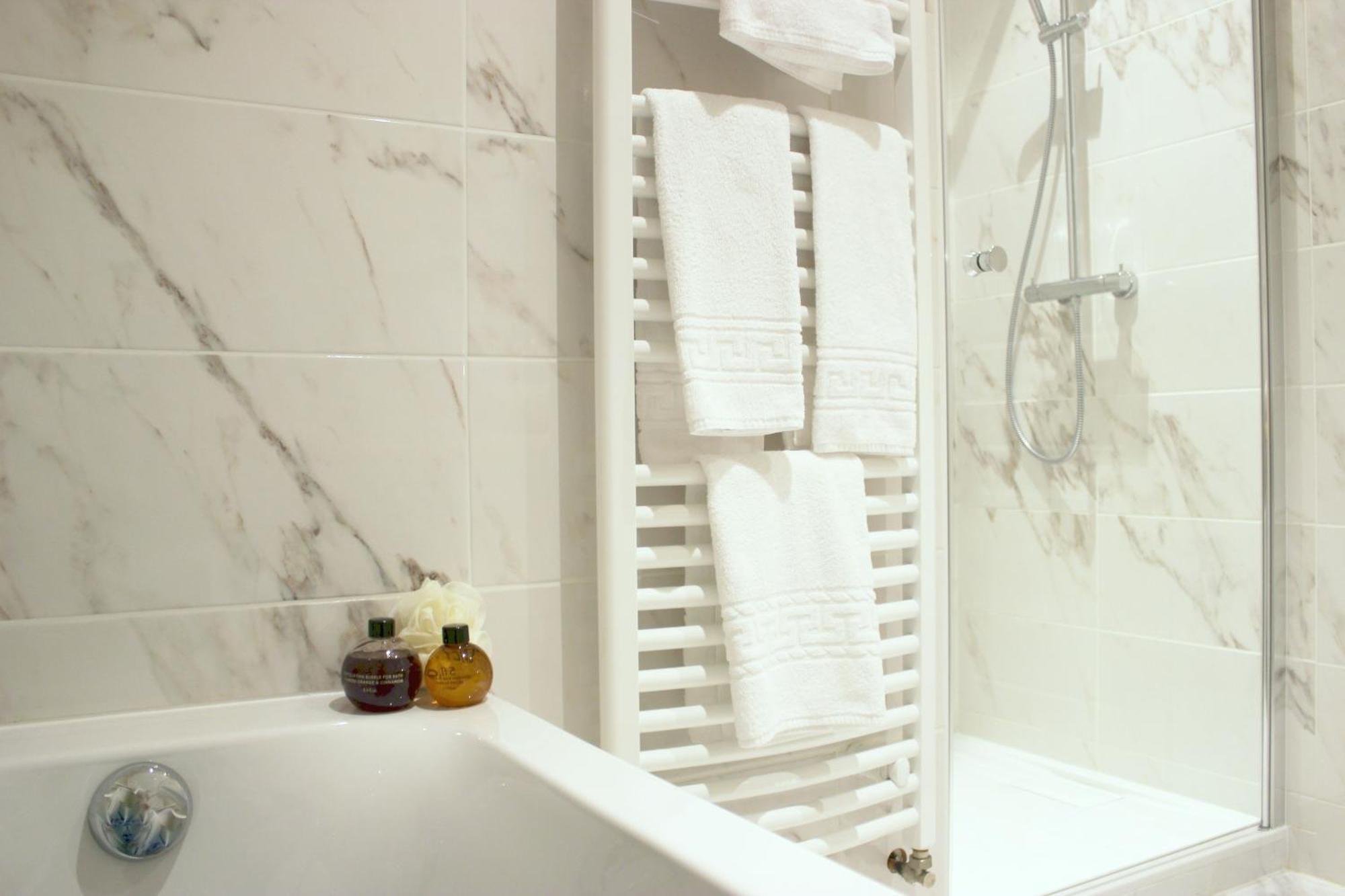 Chambre Double ou Lits Jumeaux Deluxe Supérieure