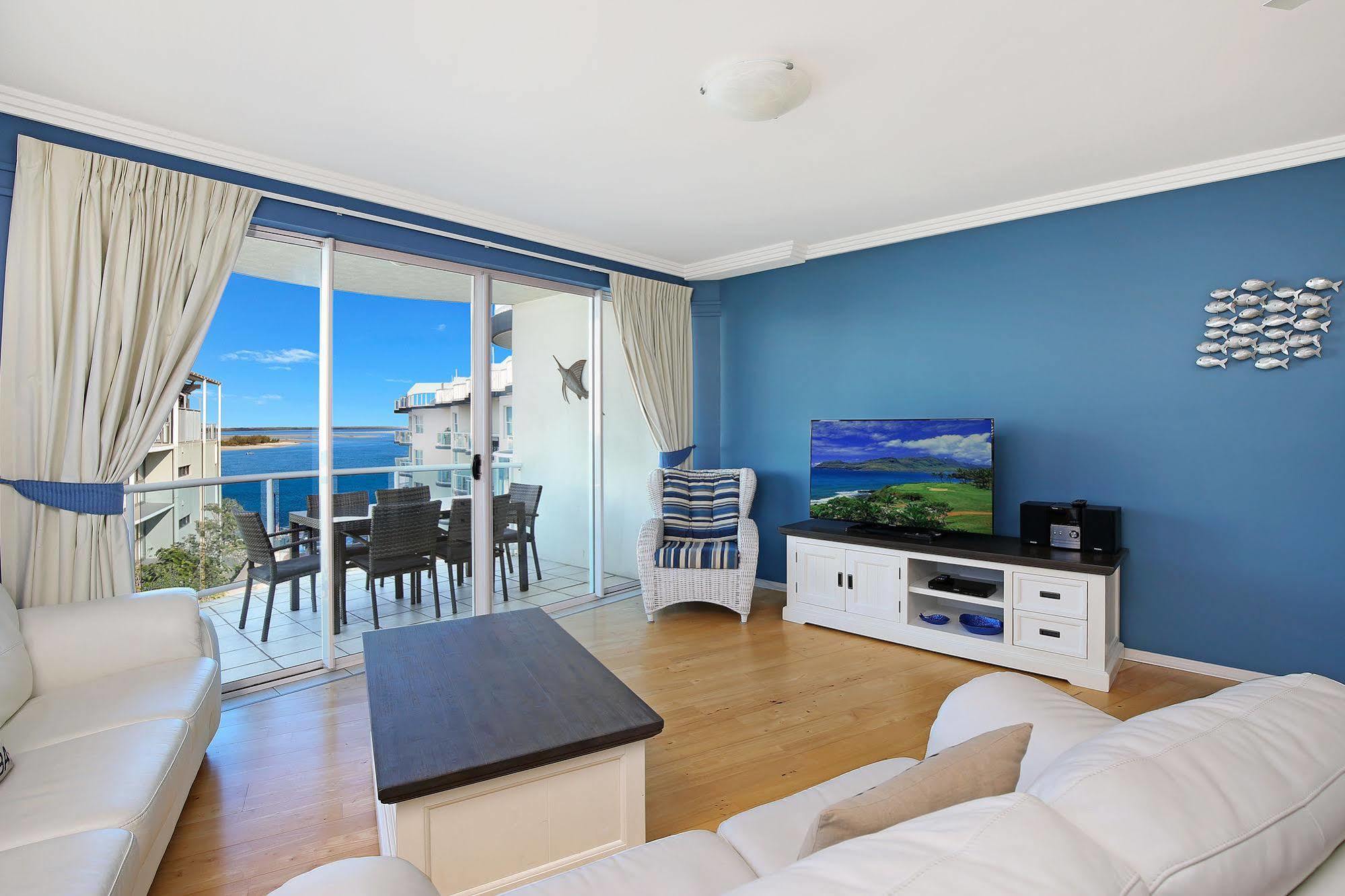 Three-Bedroom Penthouse Apartment - Partial Views