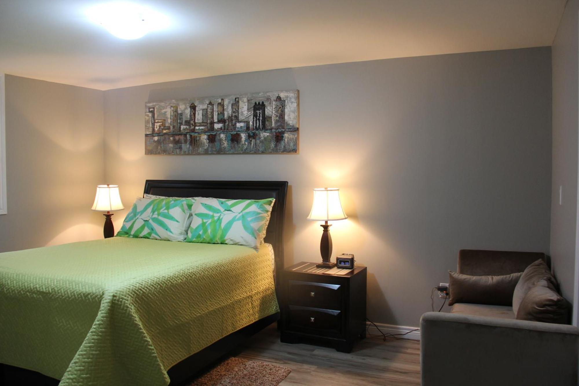 Deluxe Queen Room