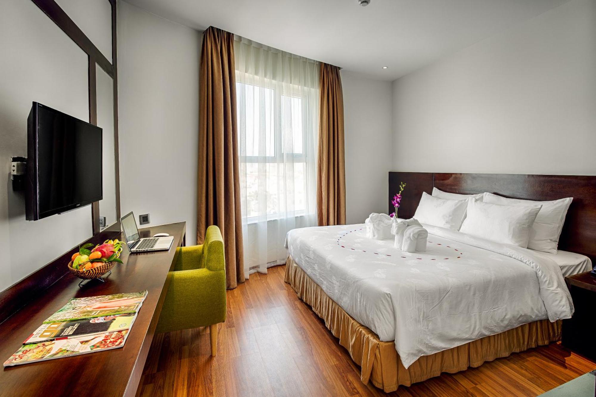 Family Room- Free 01 Vietnamese Pan Bread for Stays 2+ Nights