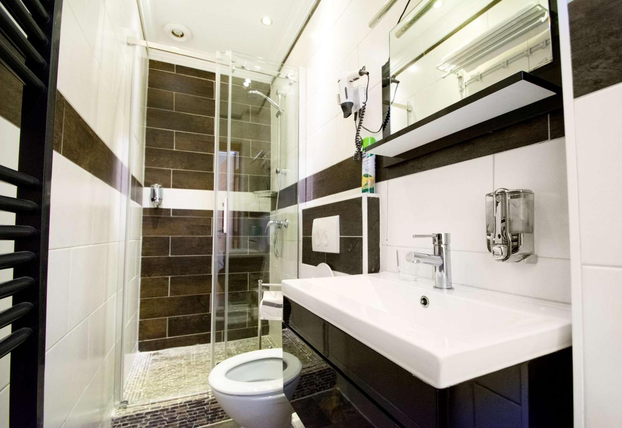 Deluxe Doppelzimmer mit Dusche
