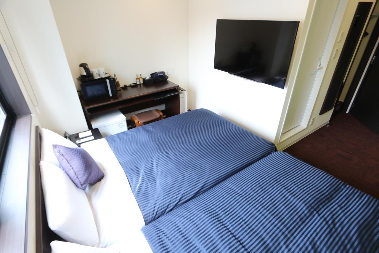 Twin Room - Non-Smoking