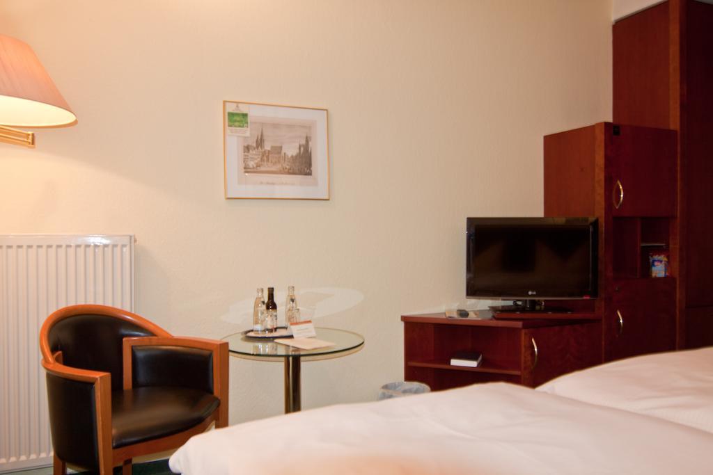 Double Room,71737622:JPEG