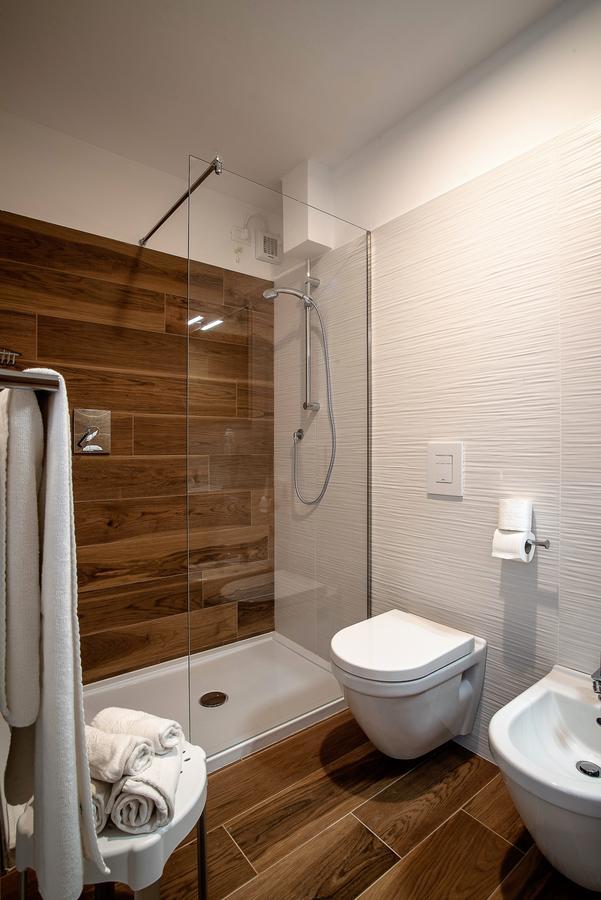 Apartment mit seitlichem Lagunenblick