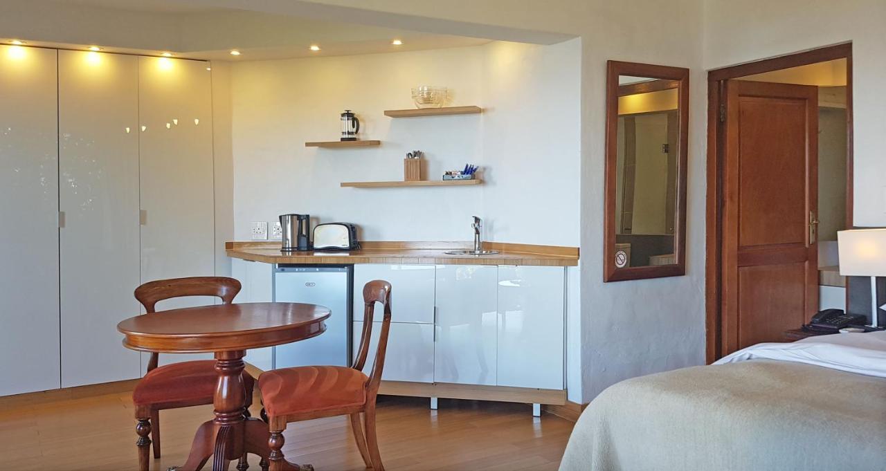 Standard Double Room with Ocean View