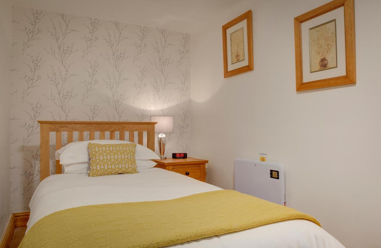 Superior Double Room (Lower Ground Floor)