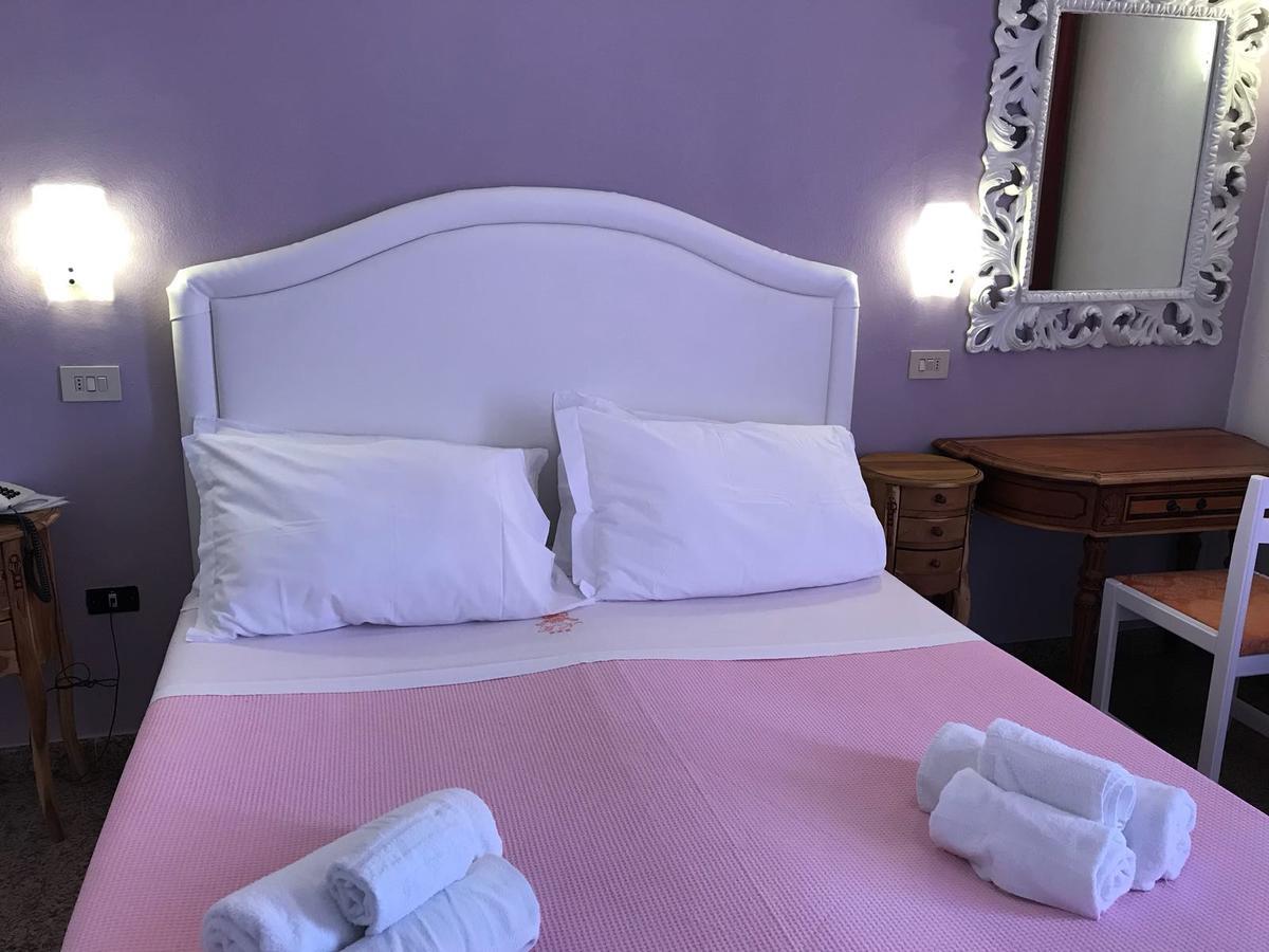 Economy Double or Twin Room