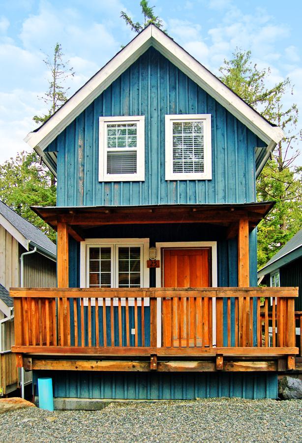 Two Bedroom Cottage B (Hot Tub + Forest View)
