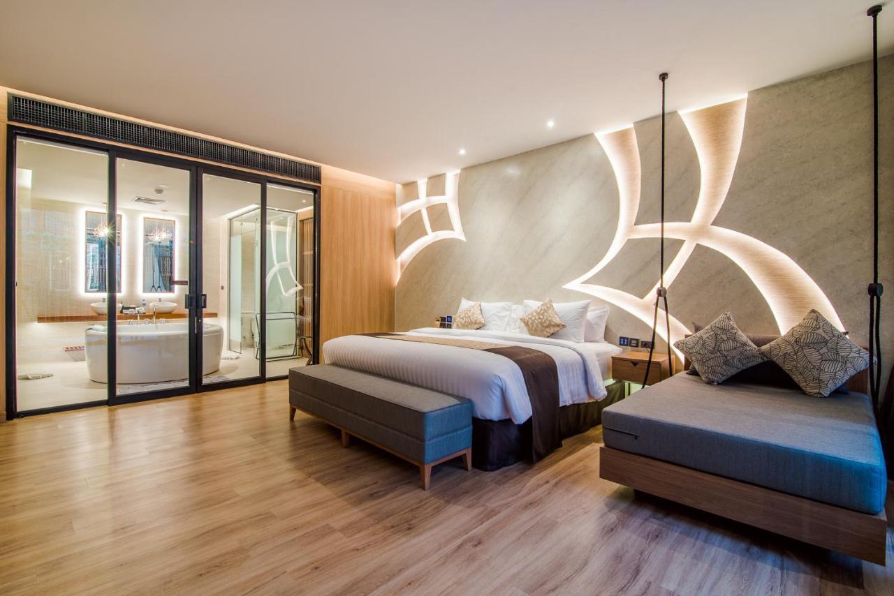 Two-Bedroom Family Private pool