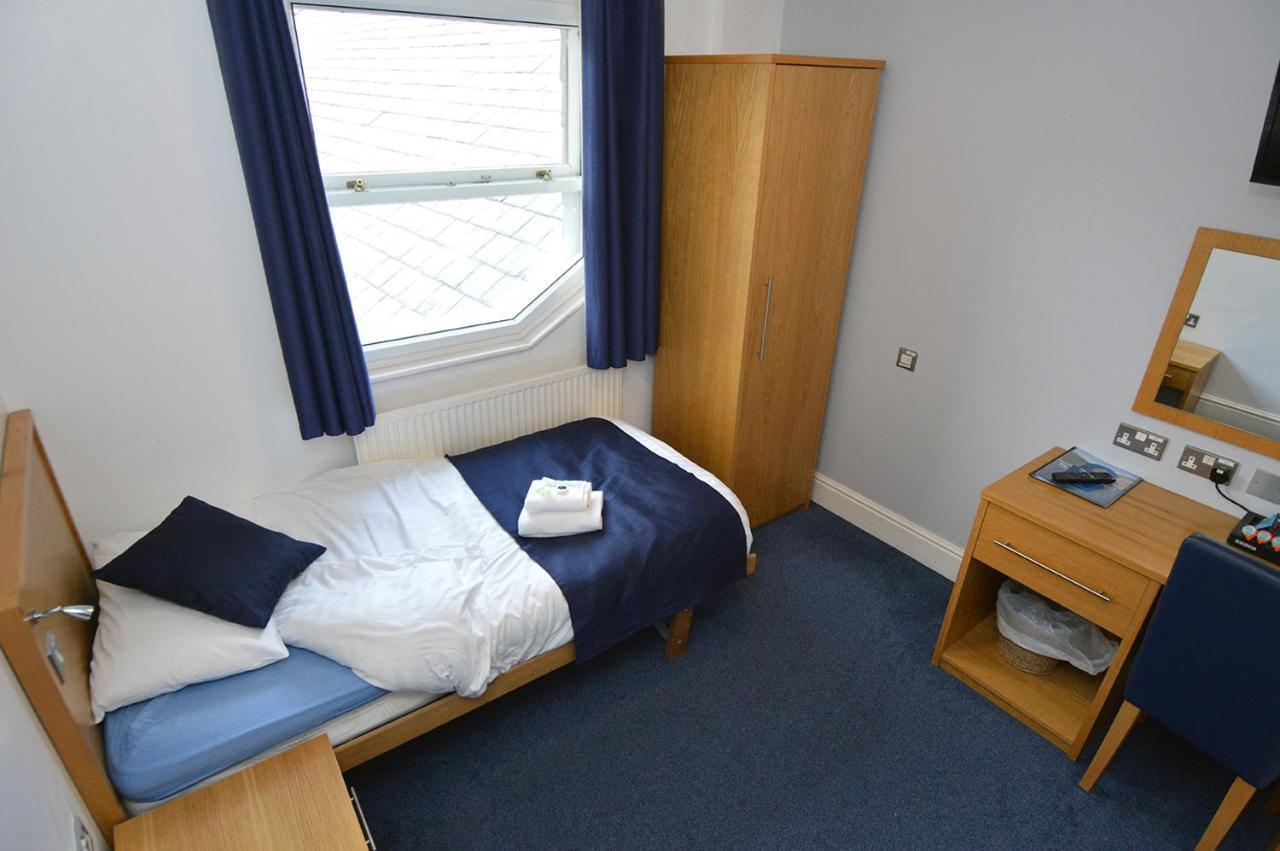 Single Room with Bathroom