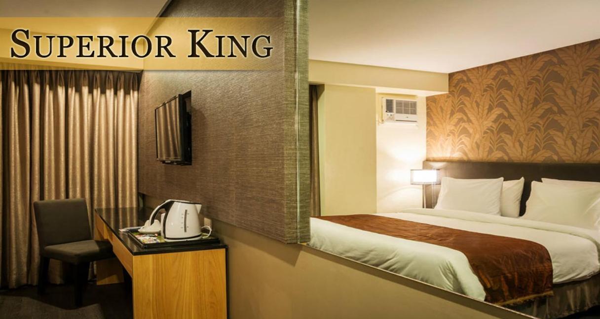 Superior King Room