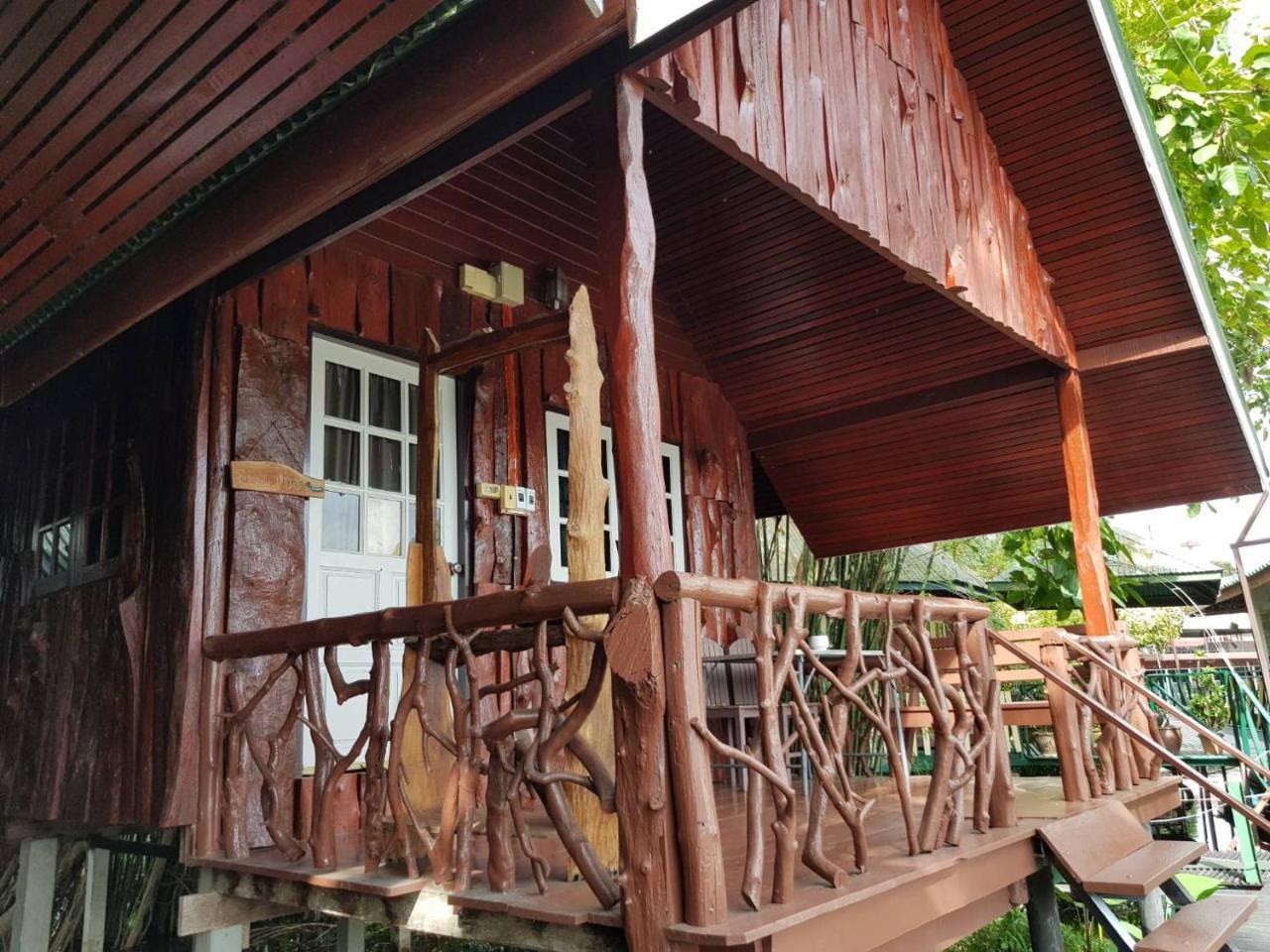 Superior Bungalow