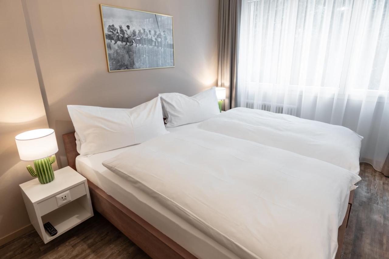 Double or Twin Room Garden View