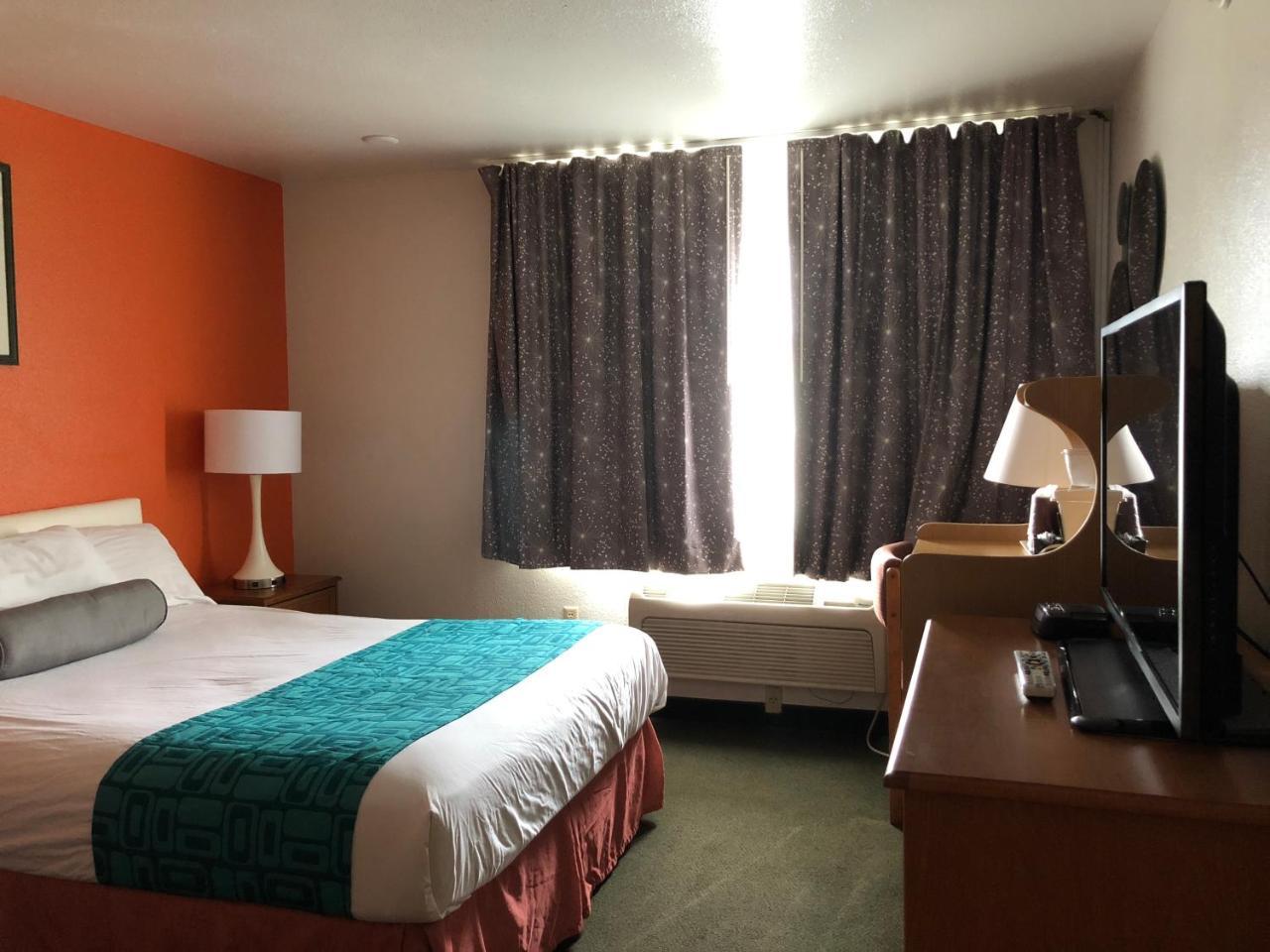 Studio Suite with Two Queen Beds - Non-Smoking