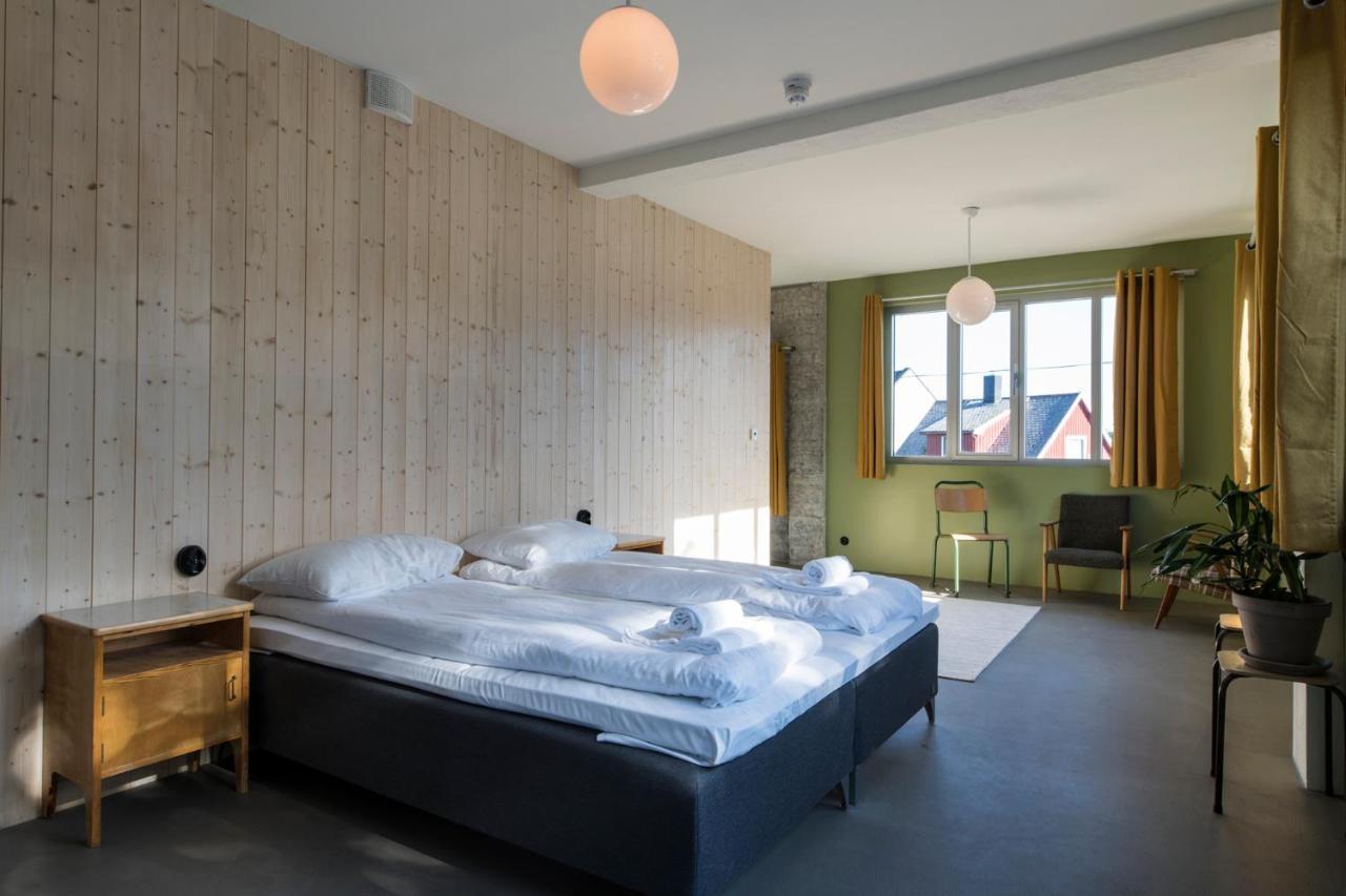 Quadruple Room with Private Bathroom
