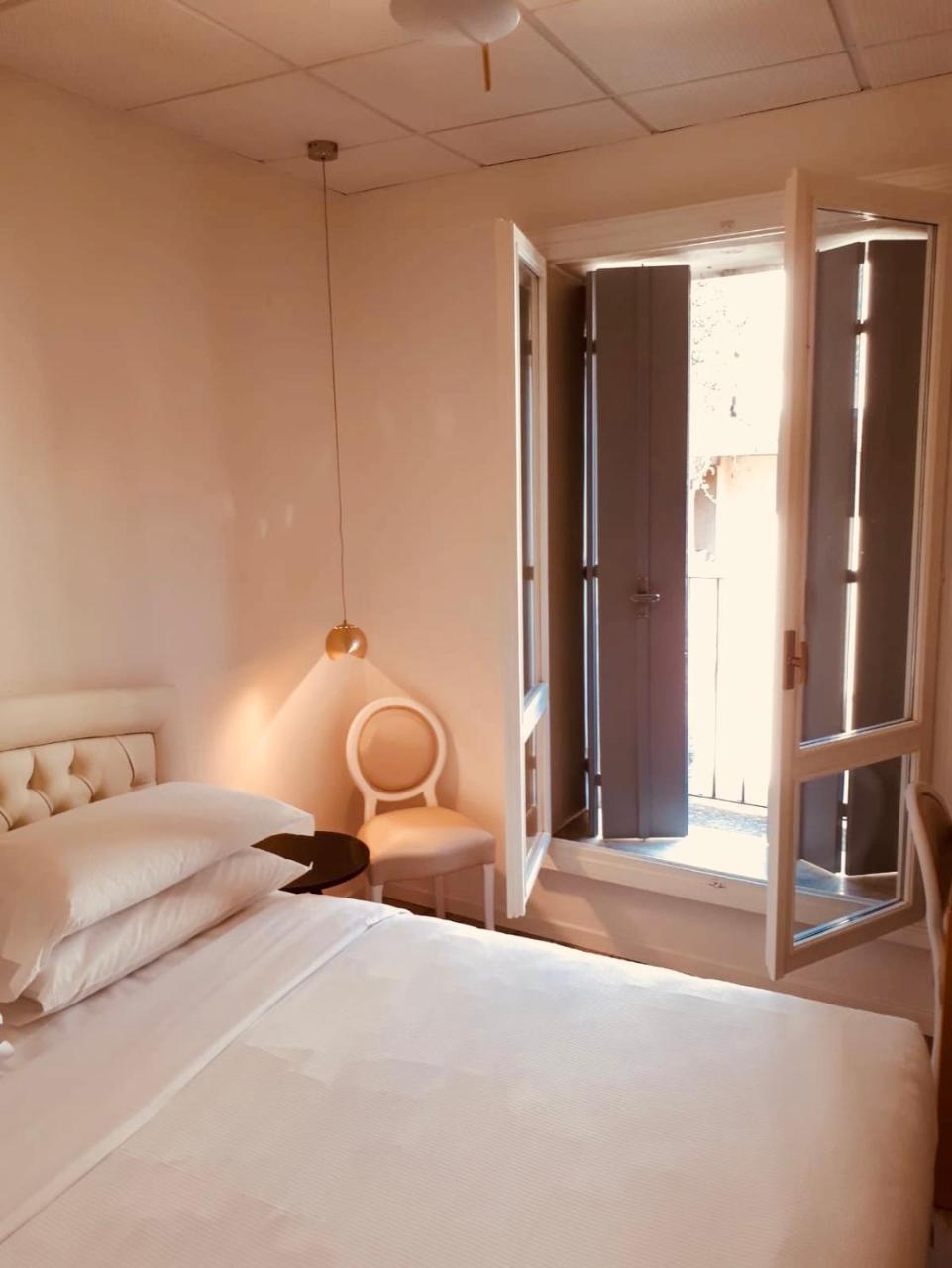 Double Room with Balcony and Spa Access