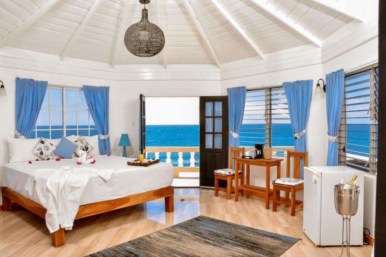 Honeymoon Suite