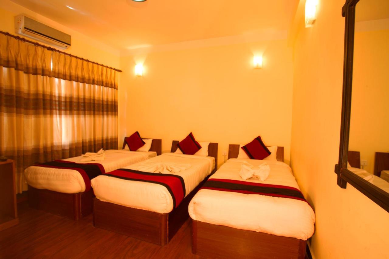 Deluxe Triple Room
