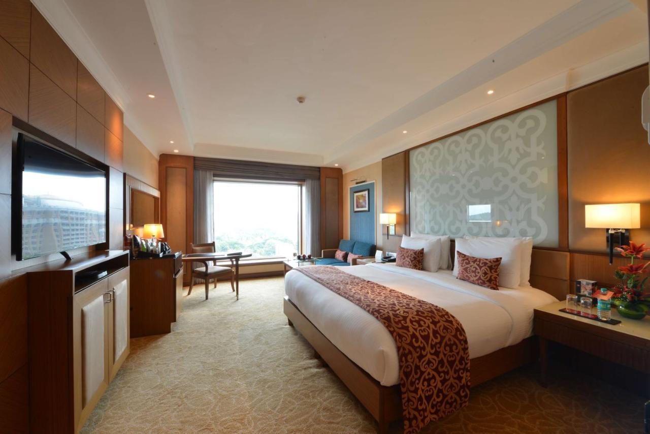 Premium King Room