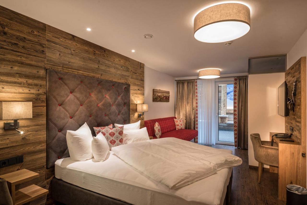 Double Room limited view