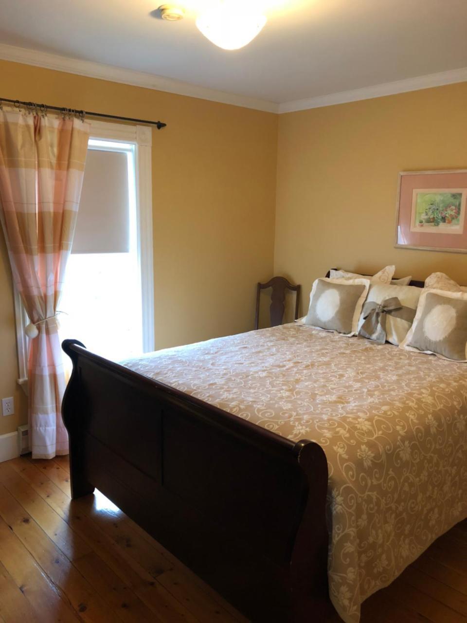 Traditional Queen Room