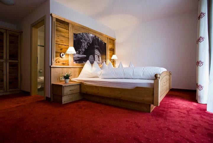 Doppelzimmer mit Balkon