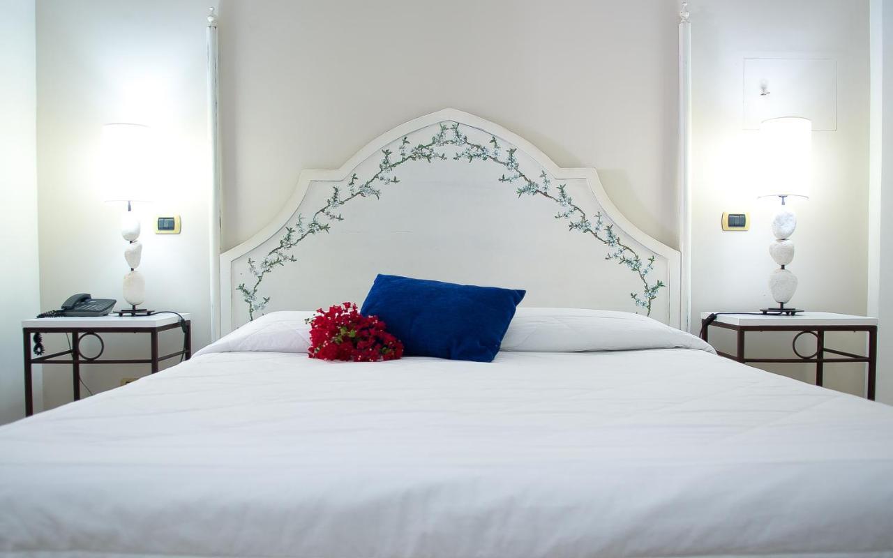 Junior Suite with Garden View