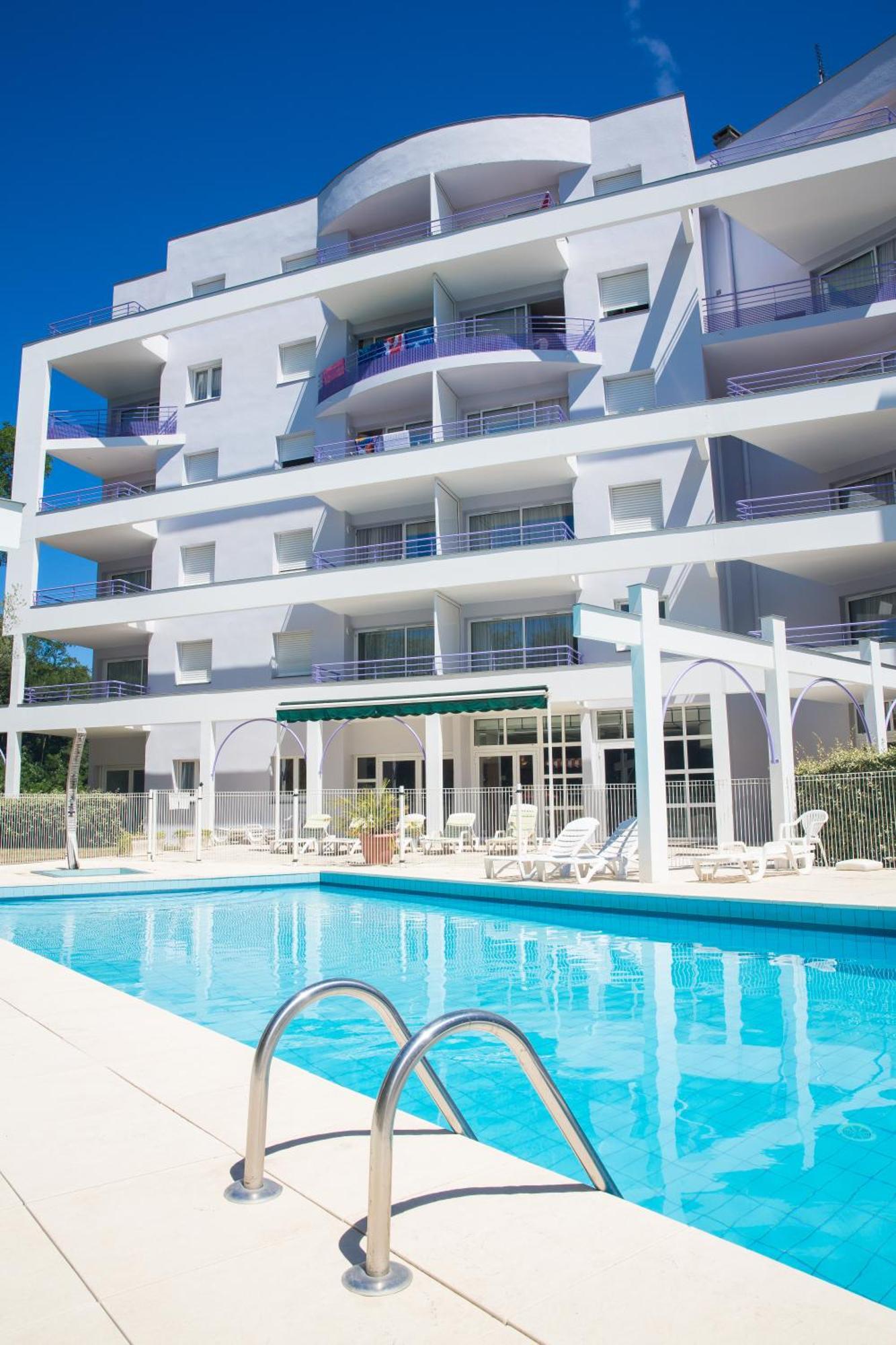 Appartement - Vue sur Piscine