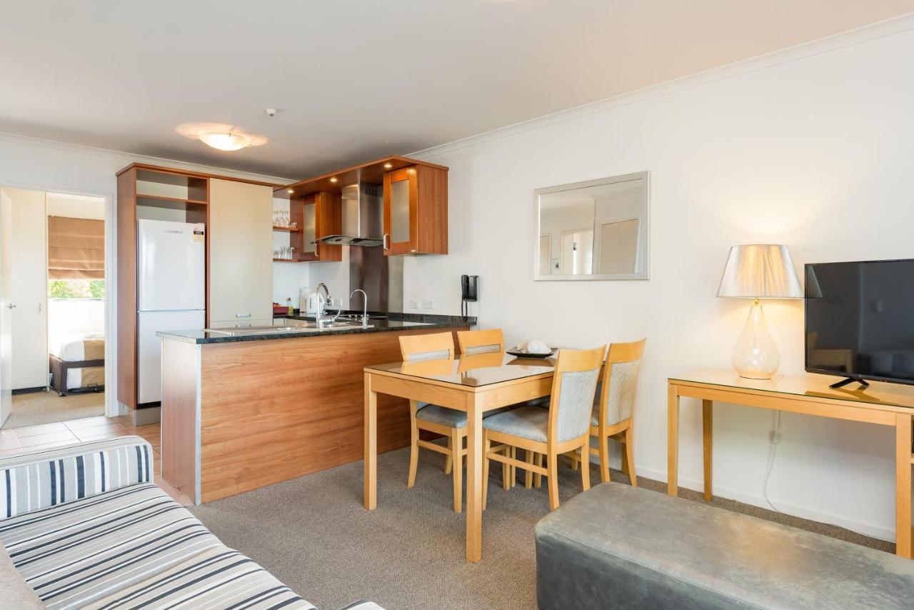 Deluxe Two-Bedroom Spa Apartment