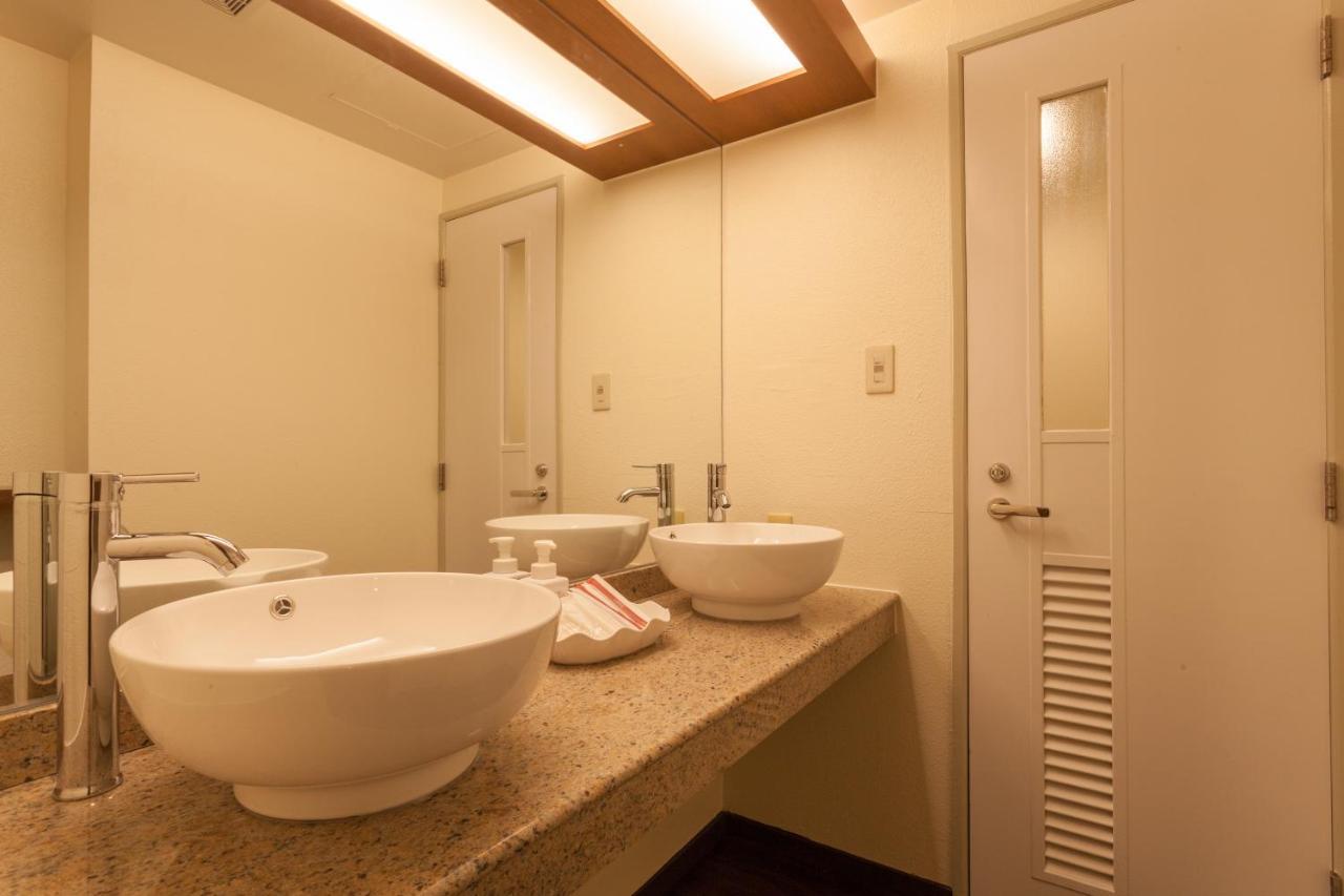 Wing Tower - Ocean View Room