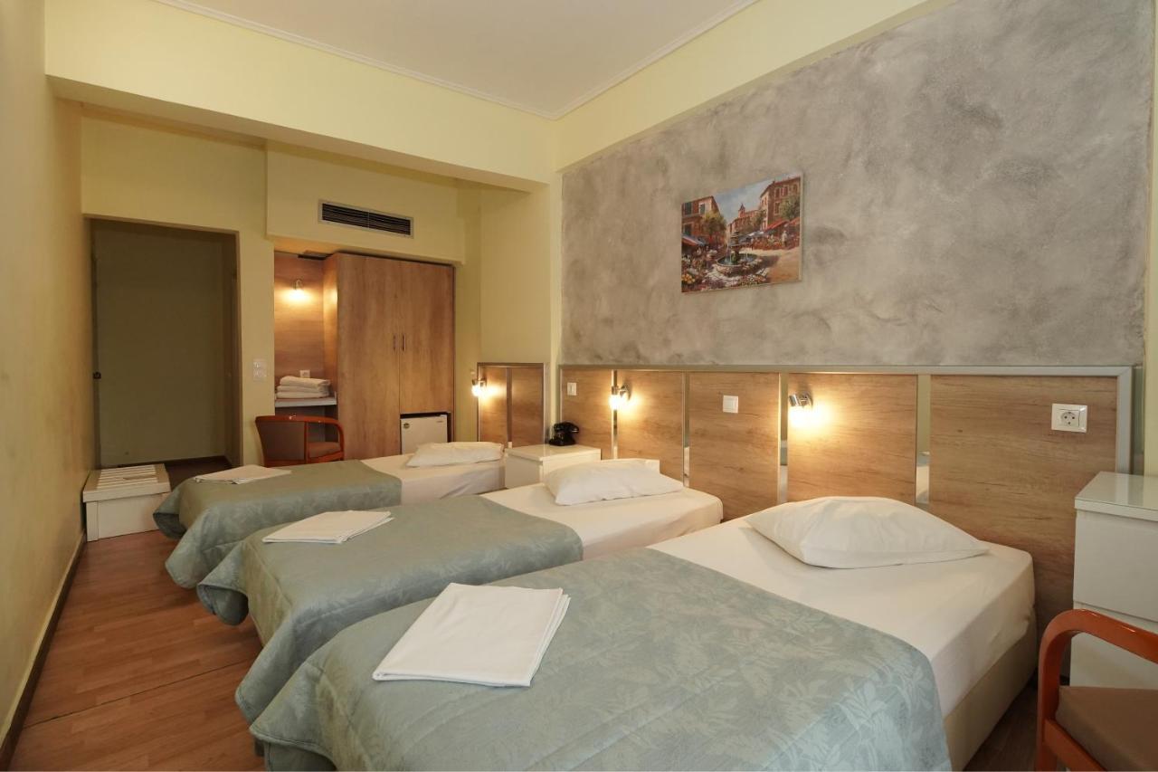 Triple Room 3 Single Beds,743043415:JPEG