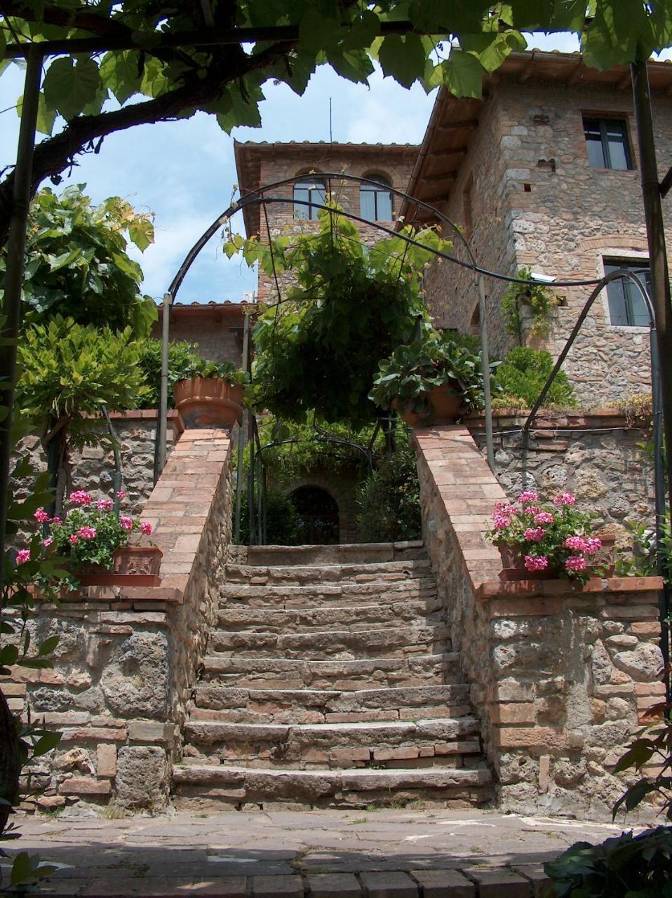 Double Room - Split Level (Tower)