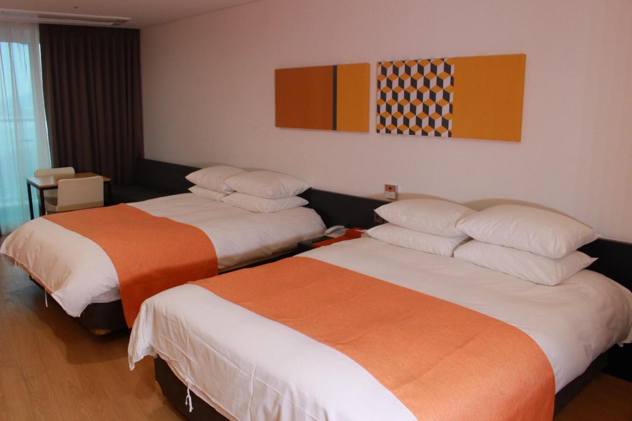 Family Twin Room with Sea View