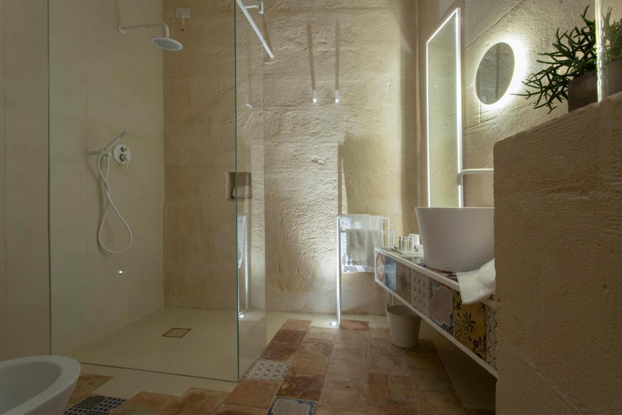 Standard Double Room,745483306:JPEG