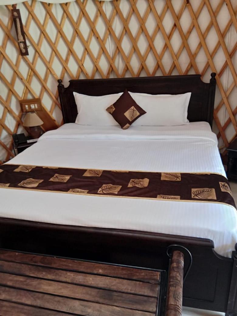 Deluxe Room,752834972:JPEG