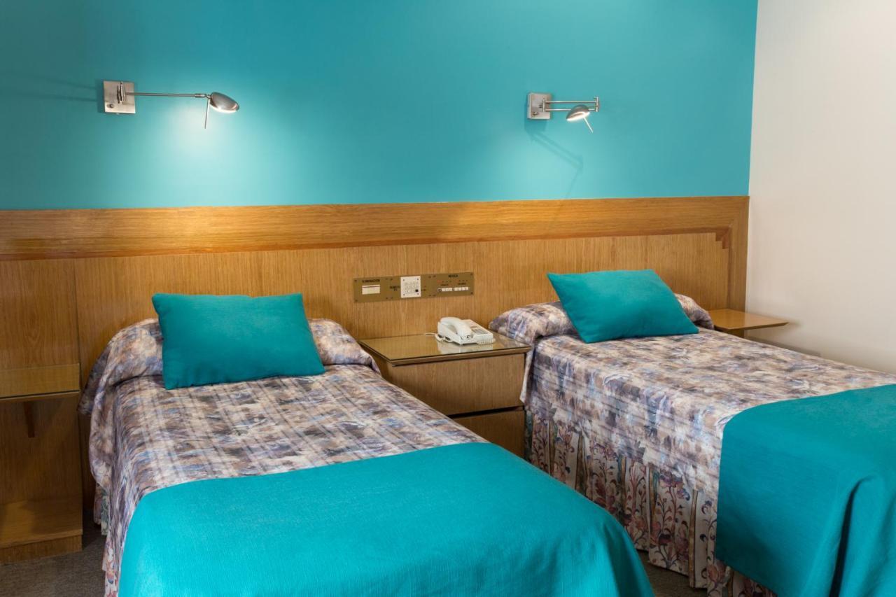 Quarto Standard com 2 Camas de Solteiro