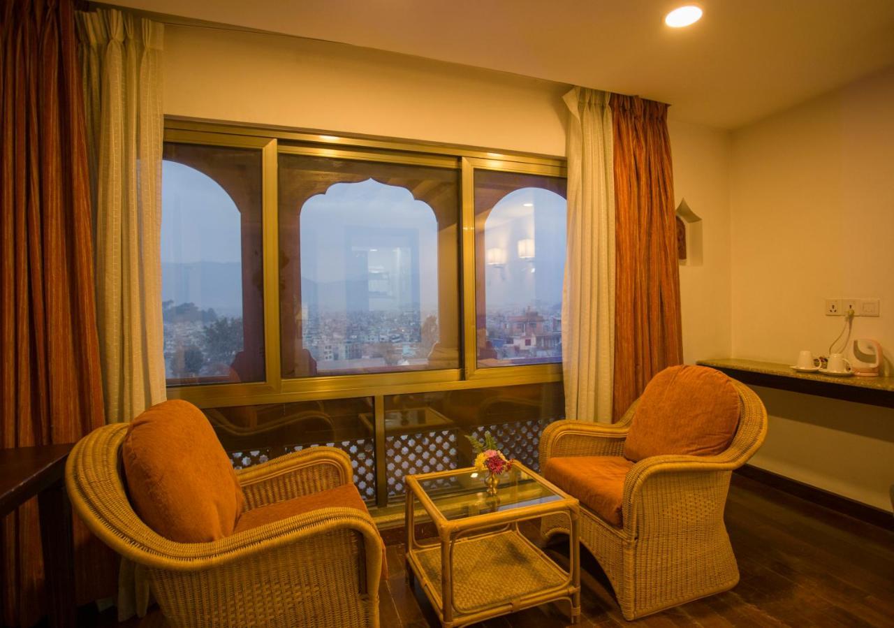Deluxe Triple Room Garden View