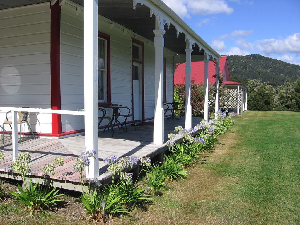 King Room with Lake View