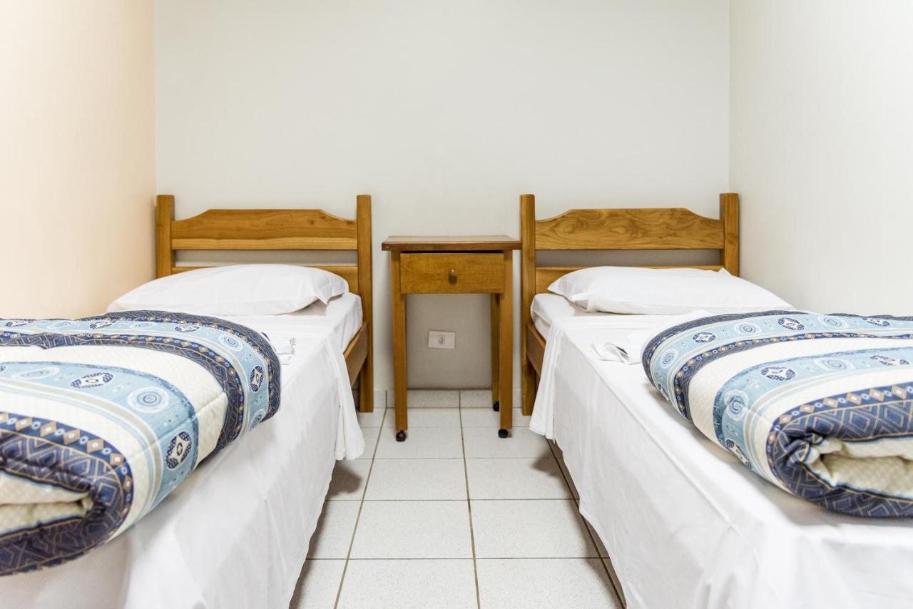 Apartamento com Banheiro Compartilhado