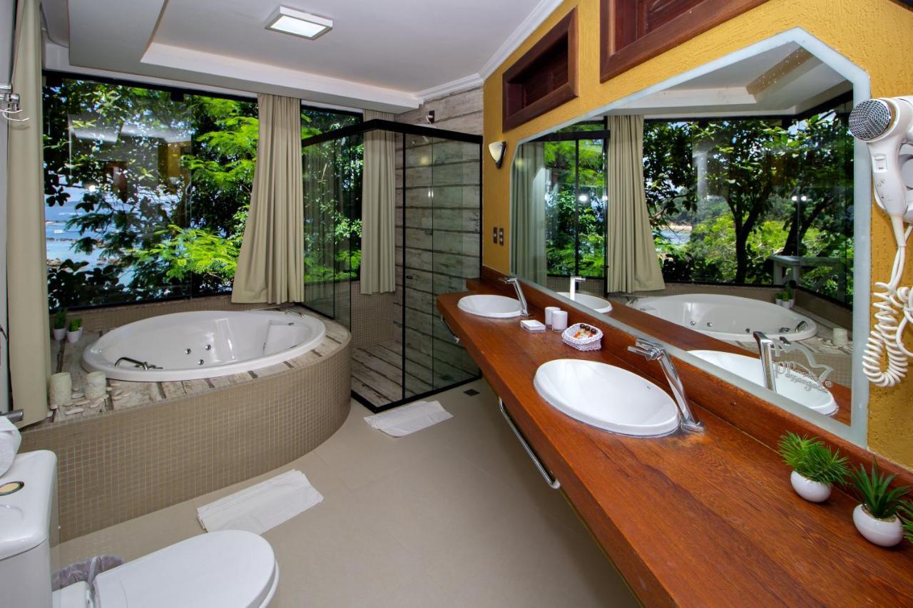 Suite with Spa Bath