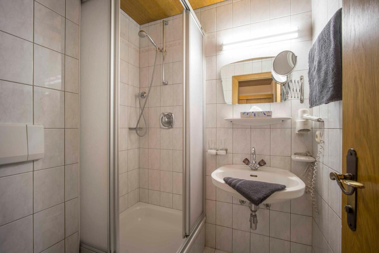 Dreibettzimmer mit Balkon